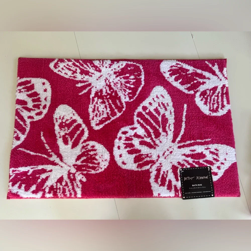 Betsey Johnson Butterfly Rug - Picture 1 of 6
